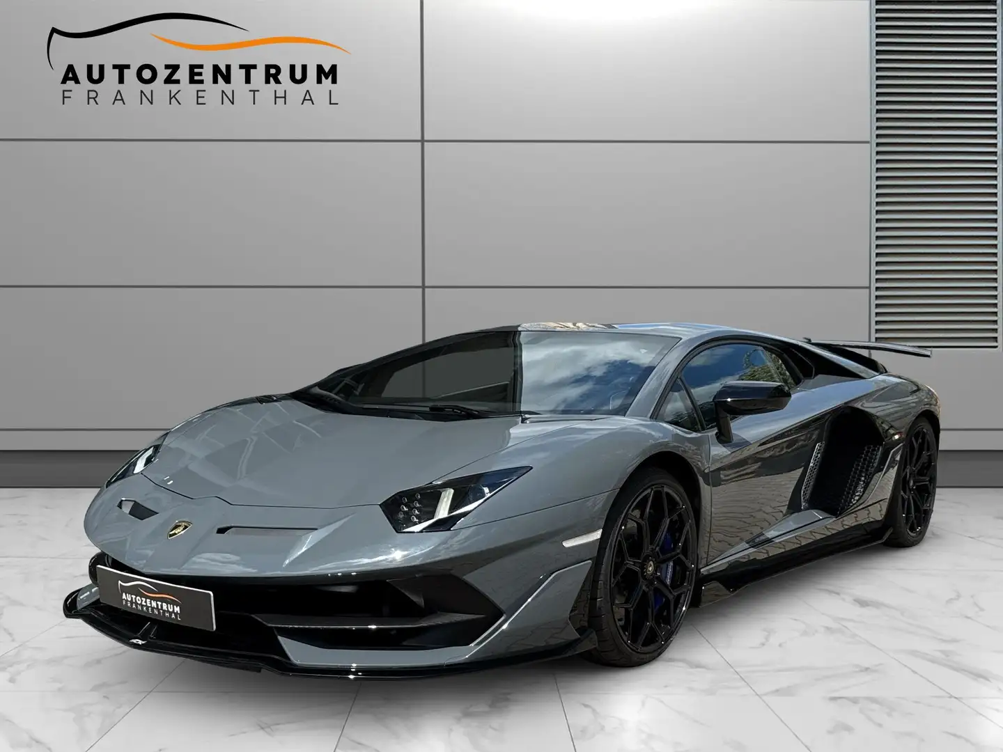 Lamborghini Aventador SVJ XPEL LIFT SENSONUM 1.425 KM 1 of 900 Grau - 1