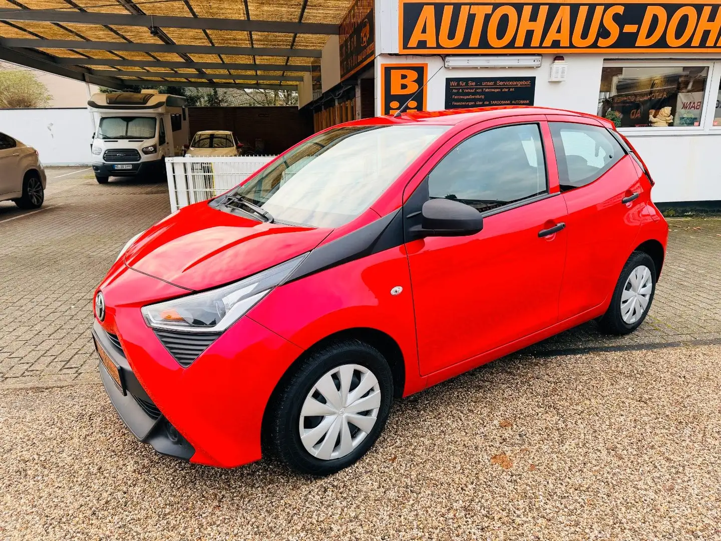 Toyota Aygo AYGO x aus 1 Hand+Scheckheft +Klima Красный - 1