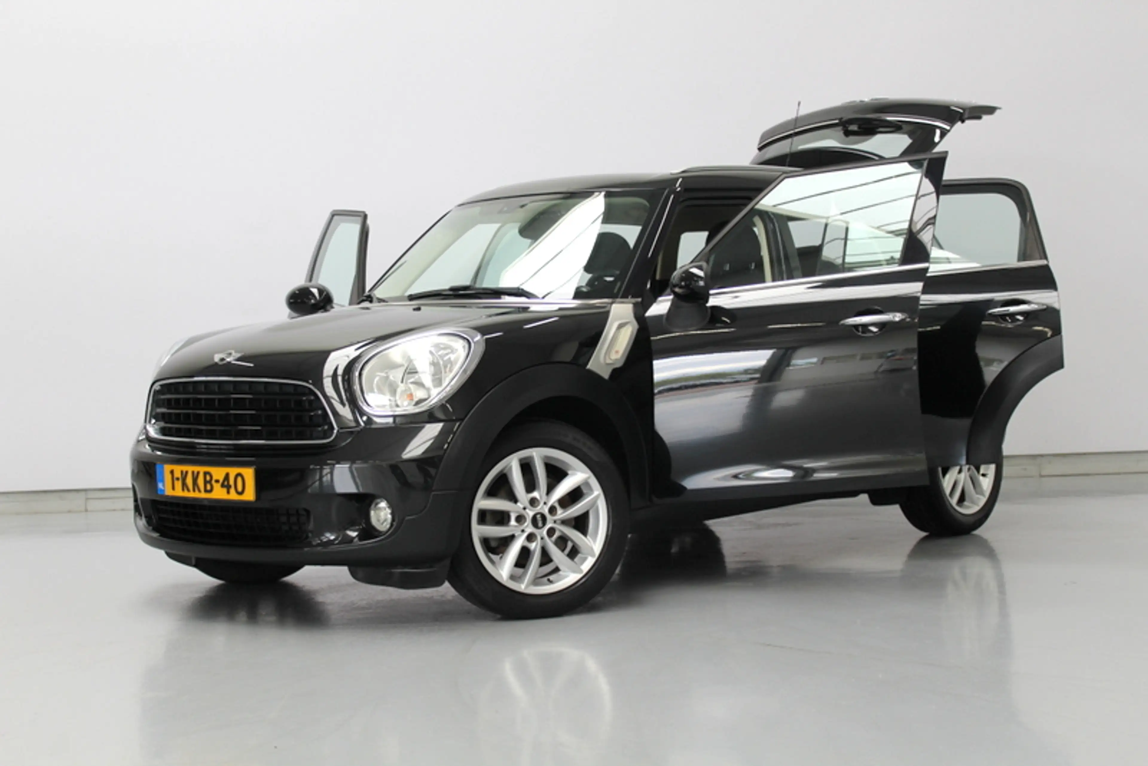 MINI One Countryman 1.6 Holland Street 98PK, HALF LEER | NAVIGATIE | C — photo 2