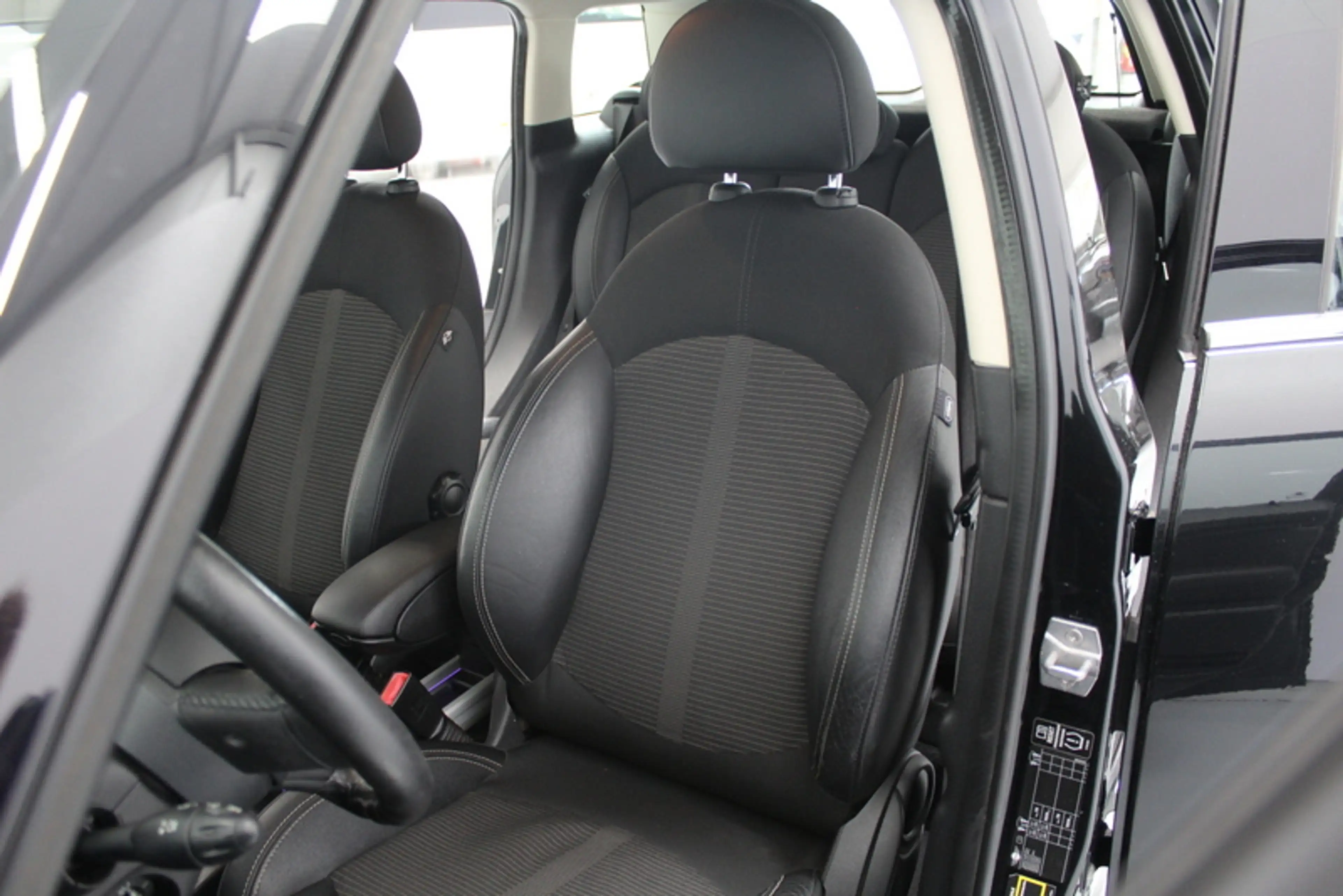 MINI One Countryman 1.6 Holland Street 98PK, HALF LEER | NAVIGATIE | C — photo 12