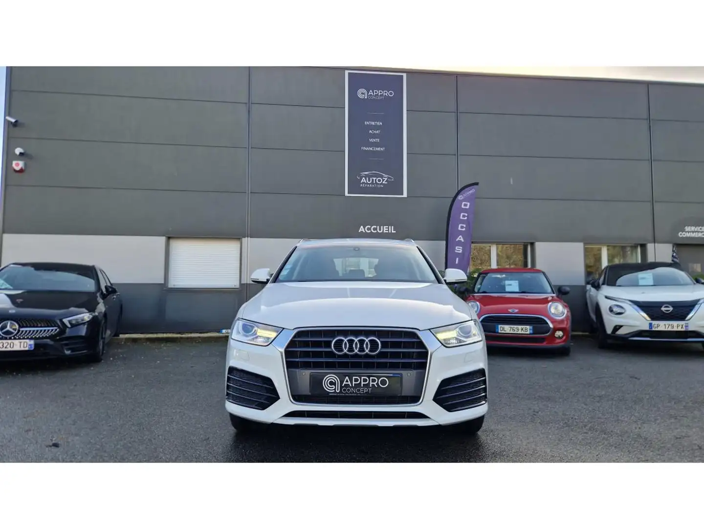 Audi Q3 Q3 2.0 TDI ultra - 150  Business line Blanc - 2