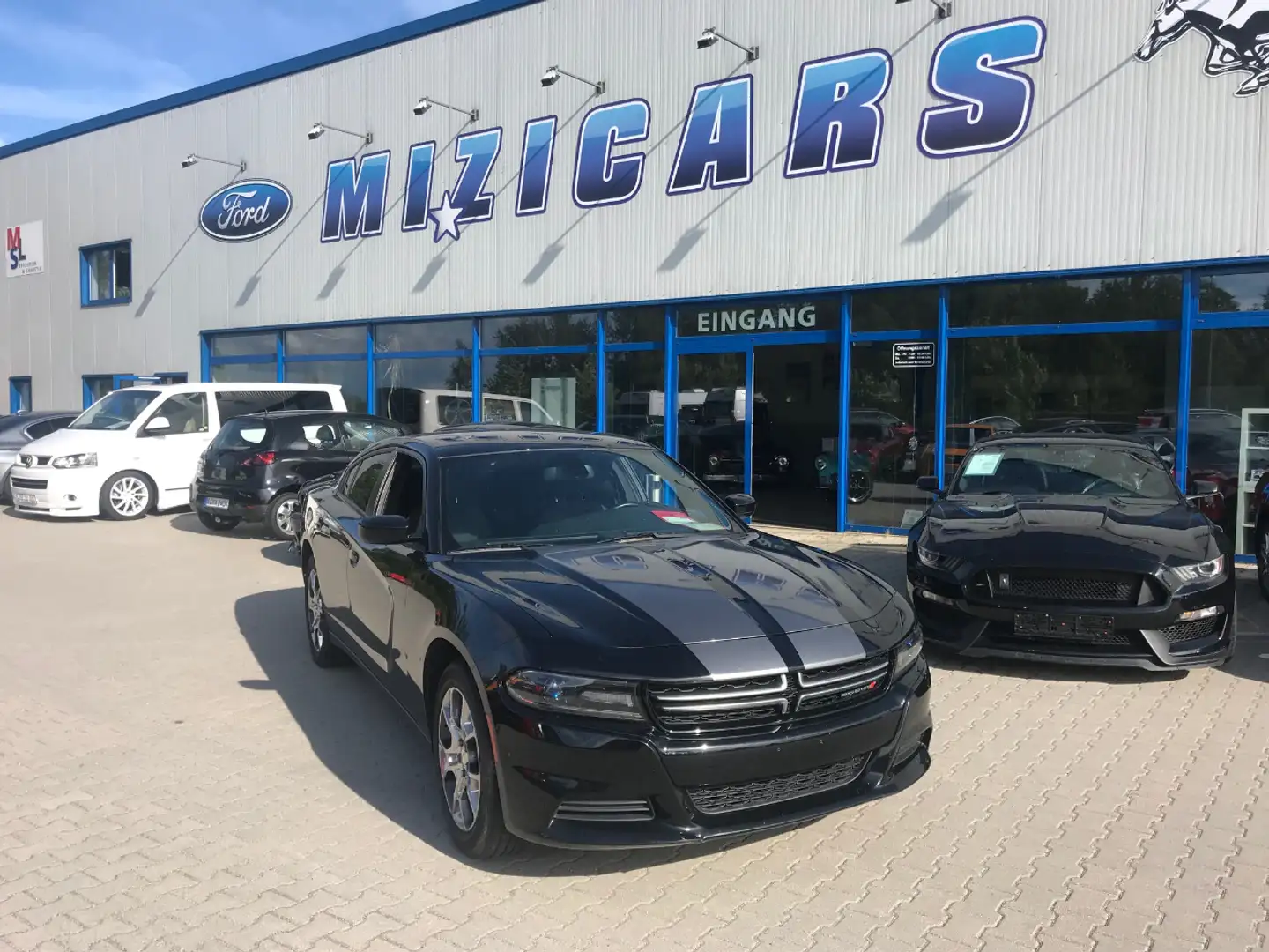 Dodge Charger 3.6L V6 ALLRAD Custom Leder Lagerwagen sofort Noir - 2