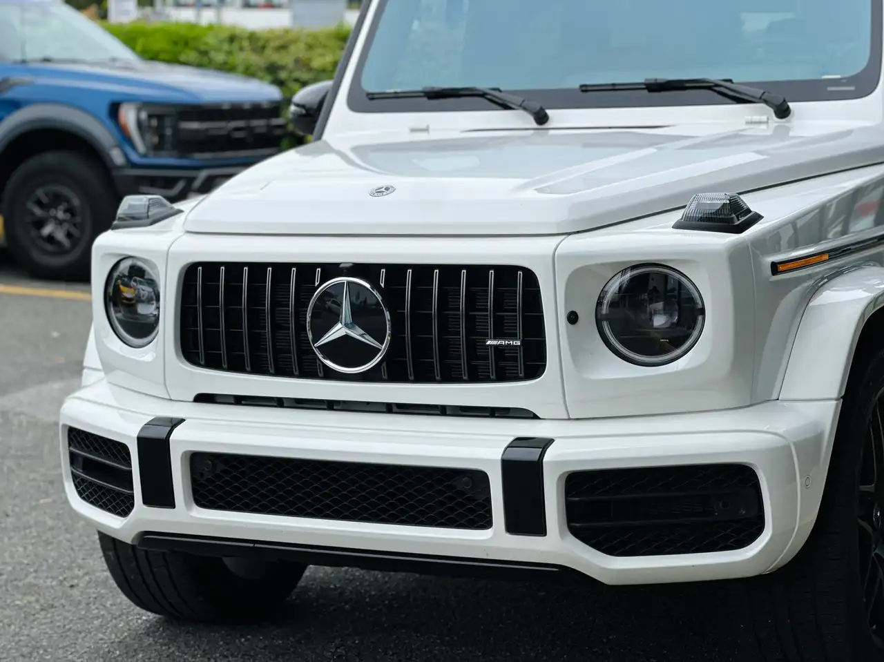 Mercedes-Benz G-Class снимка Mercedes-Benz G-Class
