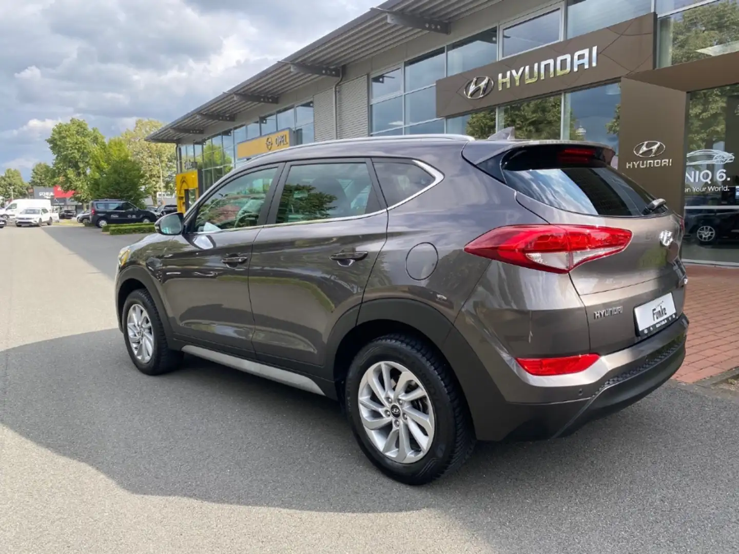 Hyundai TUCSON Style 2WD 1.6 EU6d-T Allwetter Navi Xenon Dyn. Kur Braun - 2