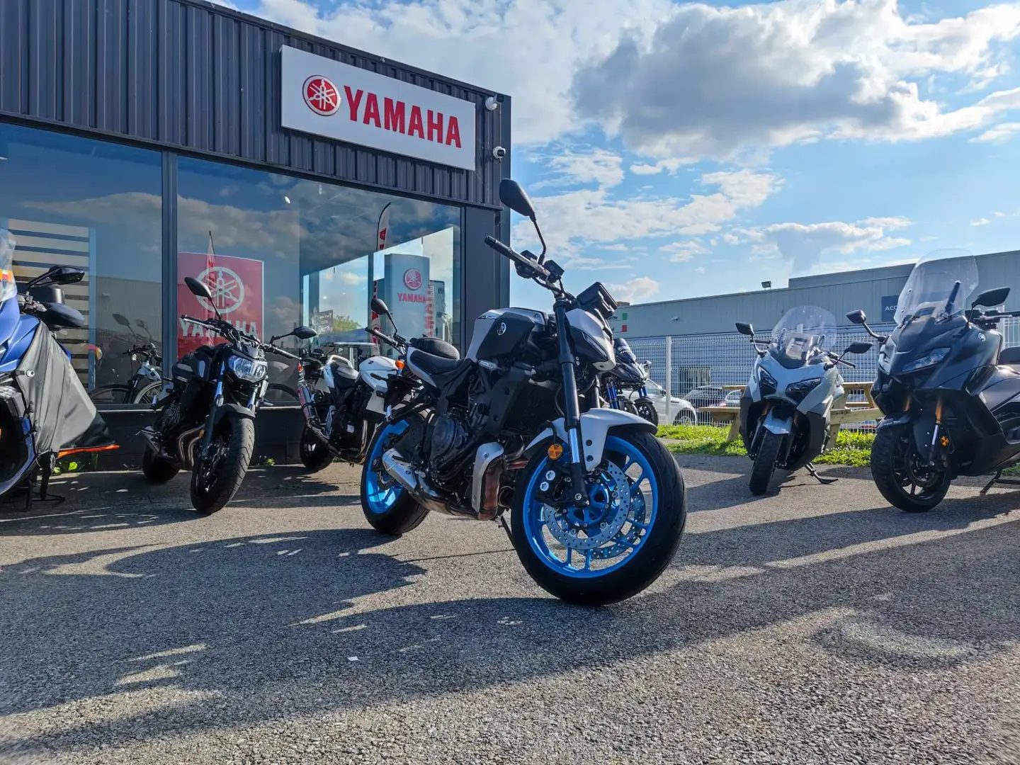 Yamaha MT-07 Šedá - 1