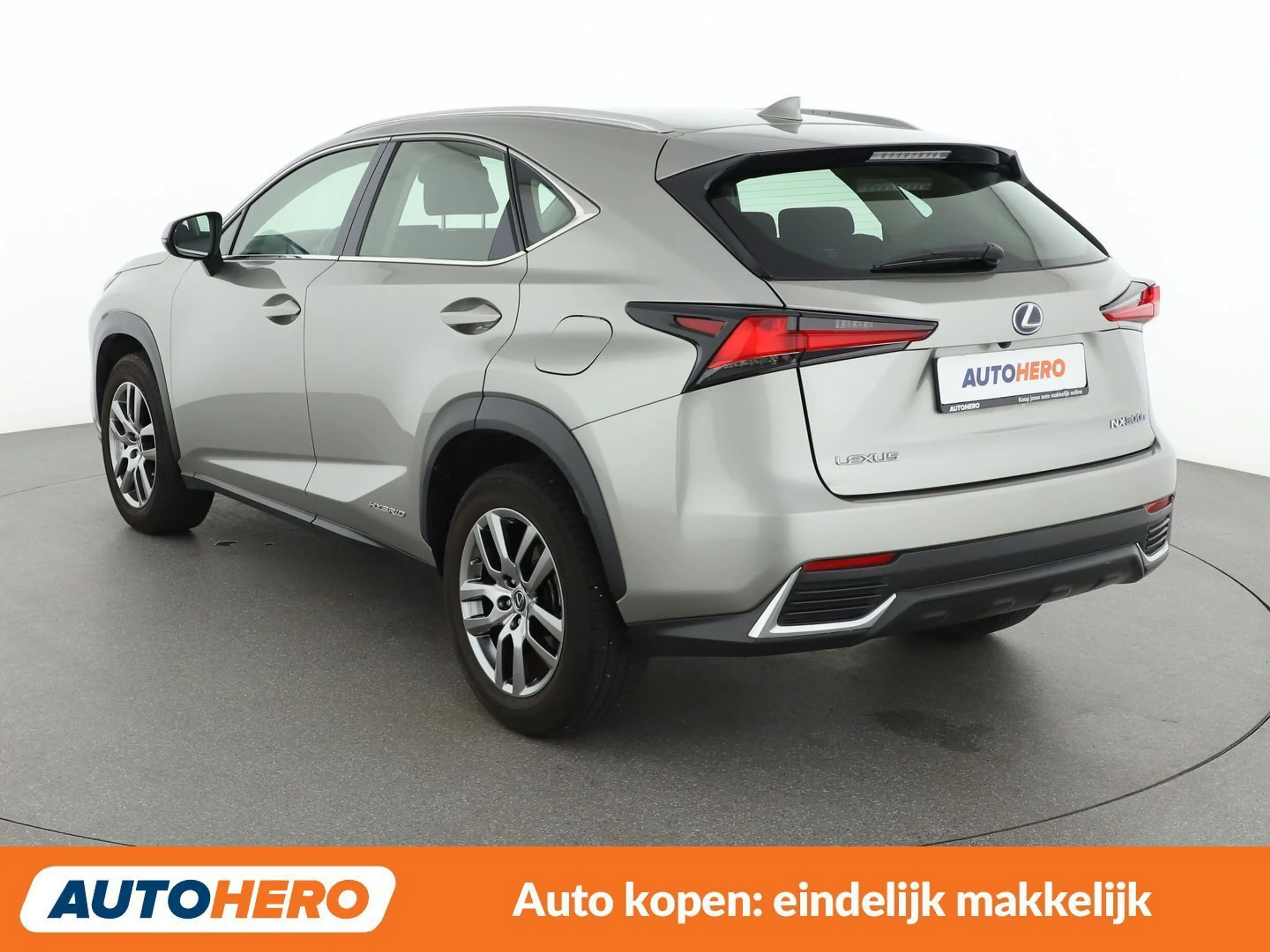 Lexus NX 300h NX 300h Business — photo 4