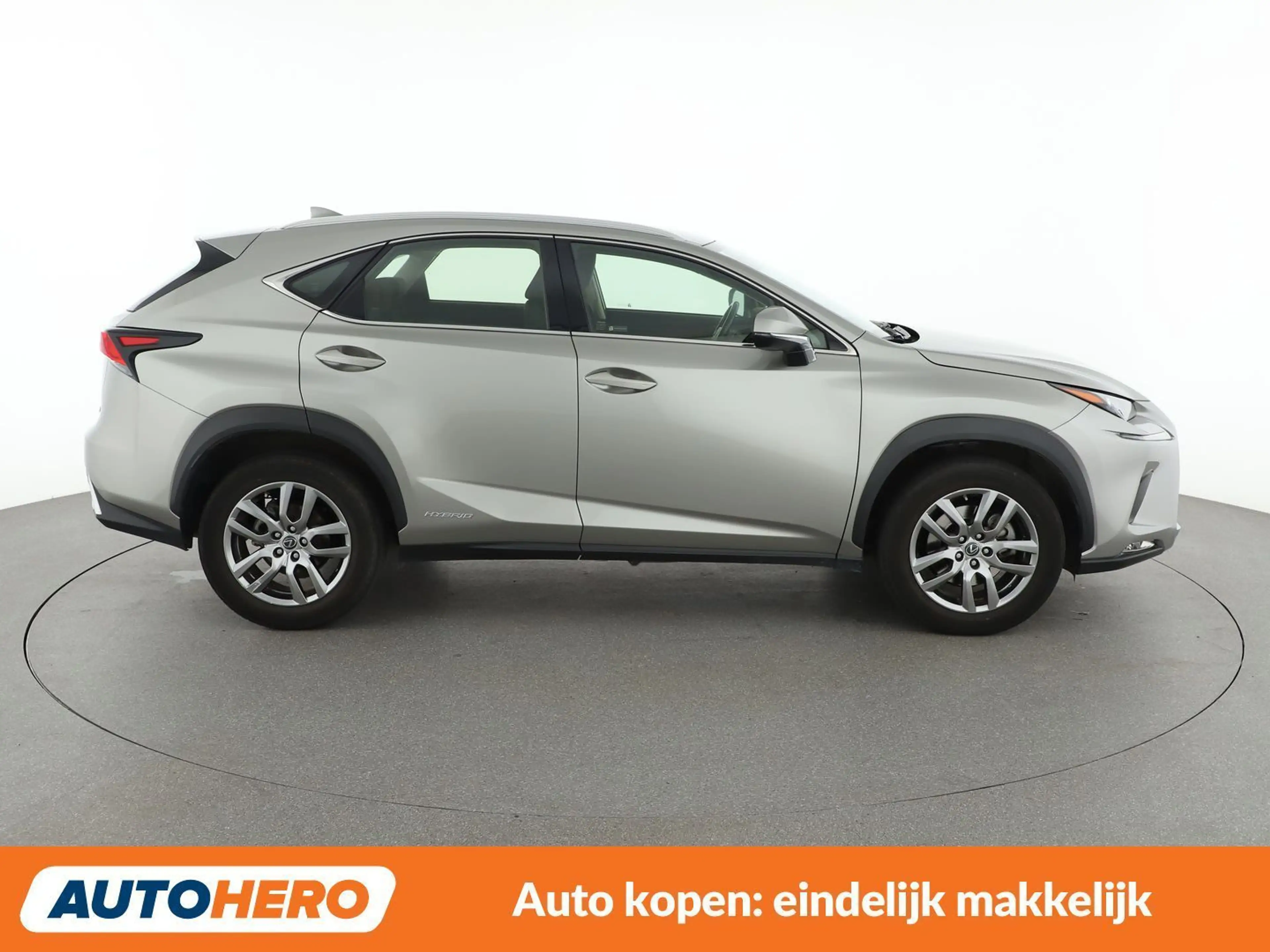 Lexus NX 300h NX 300h Business — photo 7