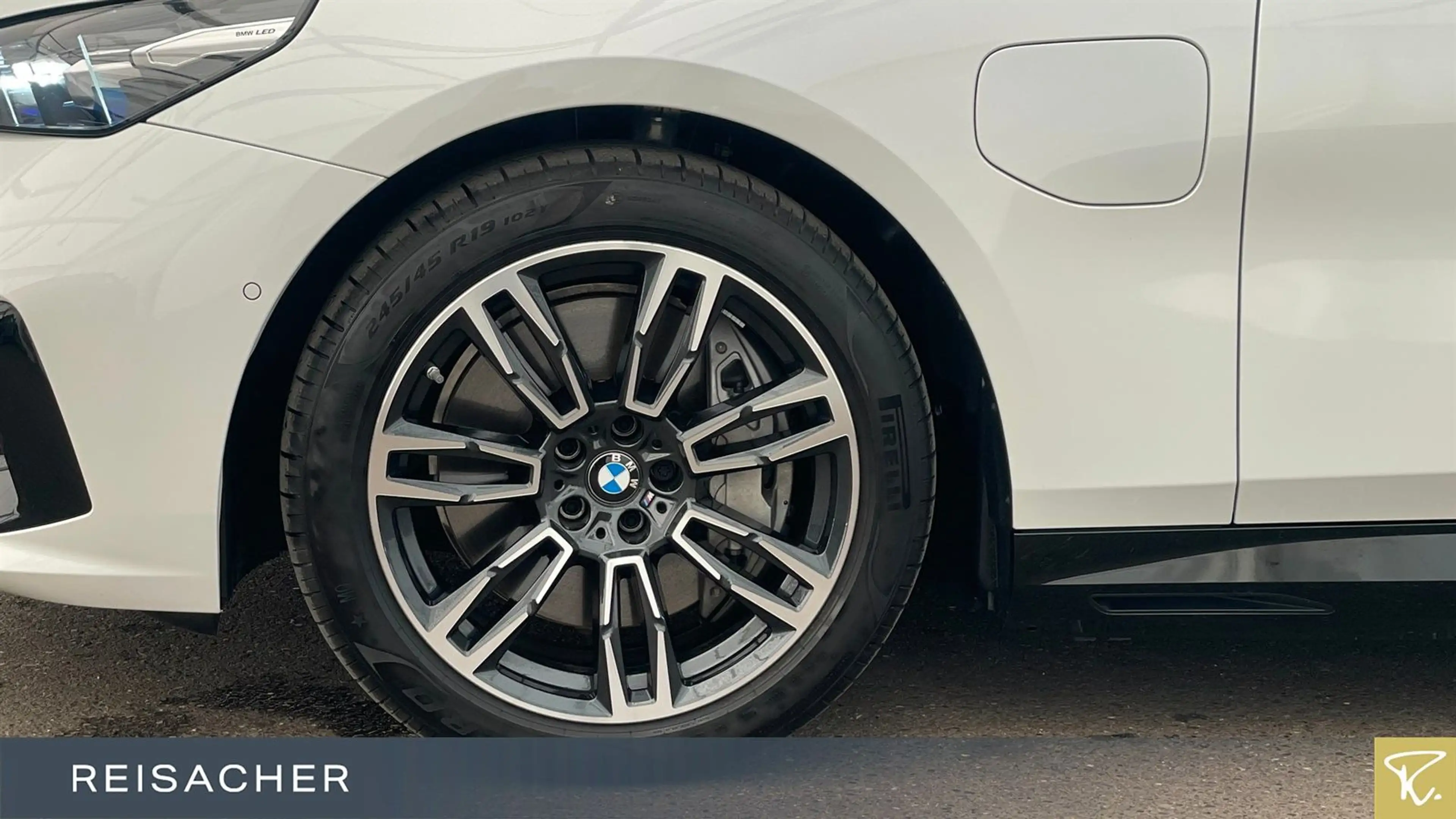 BMW 550 e A xDrive Tou M-Sport,Pano,AHK,DAProf,Autom — photo 3