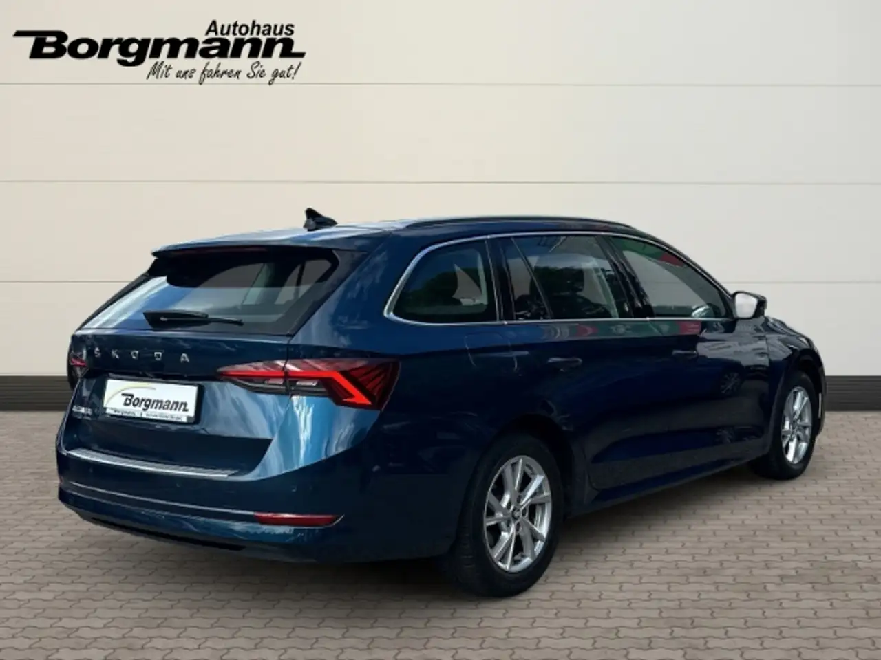 Skoda Octavia 1.5 TSI Style First Edition Panorama HUD LED, миниатюра 4