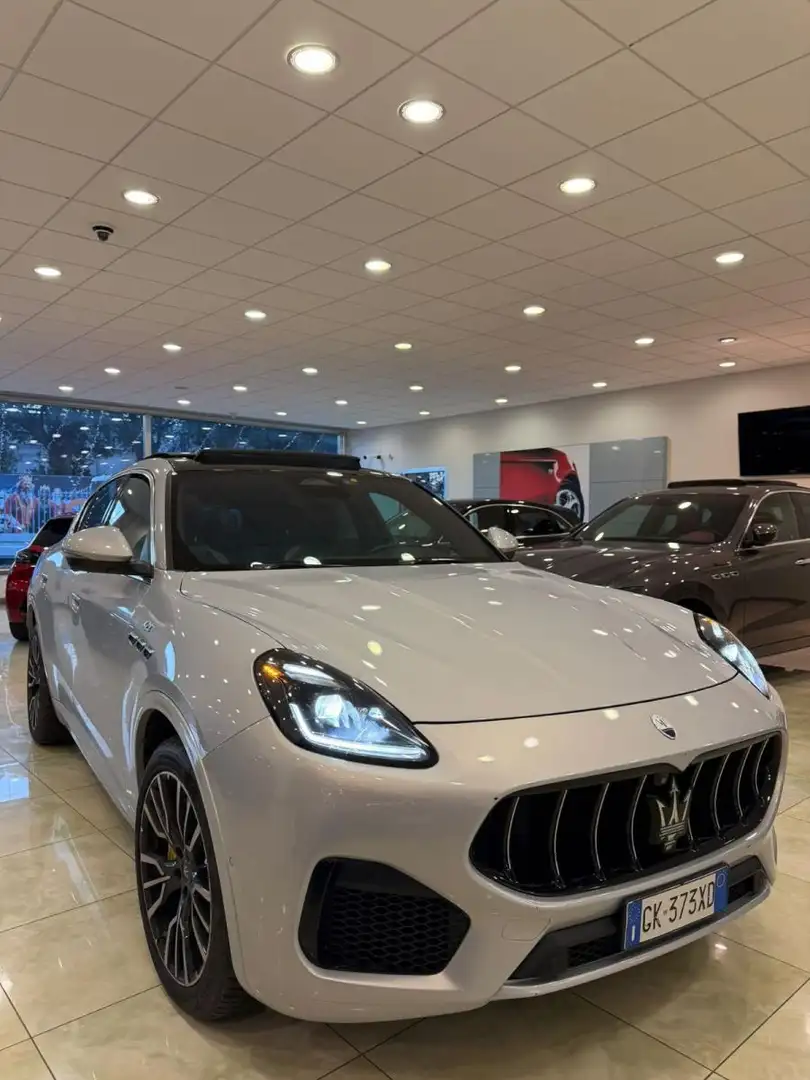 Maserati Grecale 2.0 MHEV GT Grigio - 2