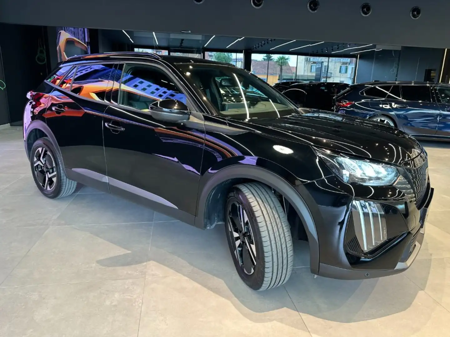 Peugeot 2008 Puretech S&S Allure Nero - 1