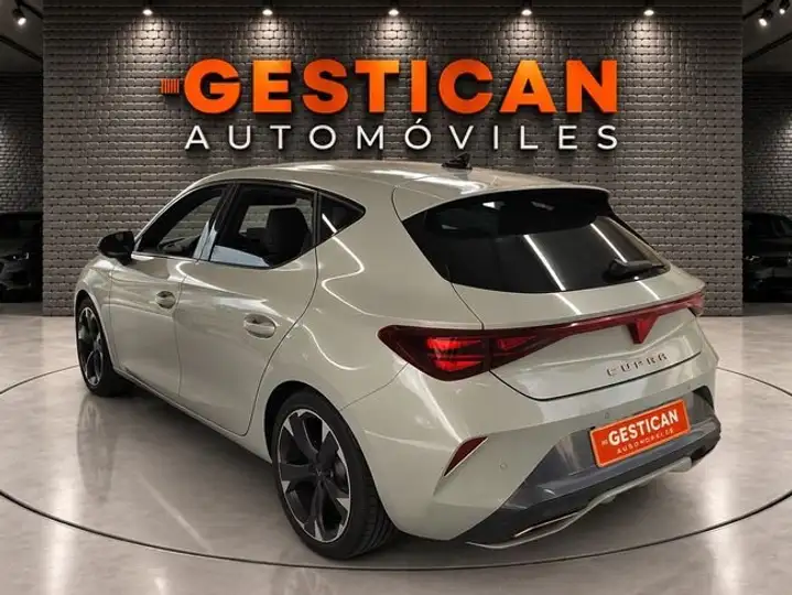 Cupra León 2025, foto 7