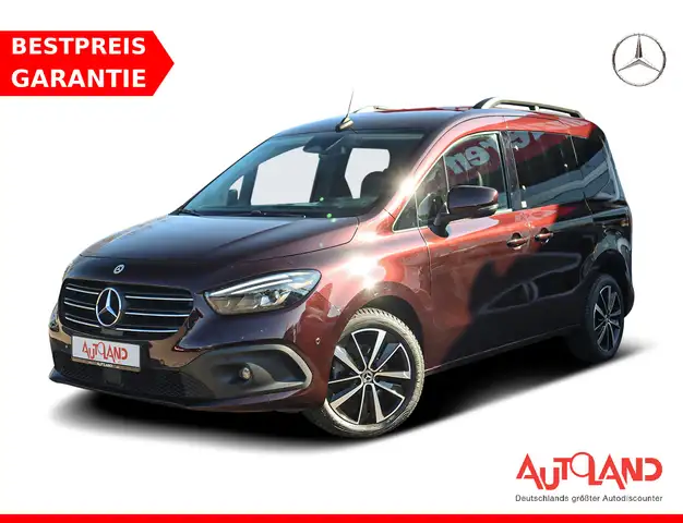 Mercedes-Benz Classe T T 180 d standard Style LED Navi Tempomat DAB USB