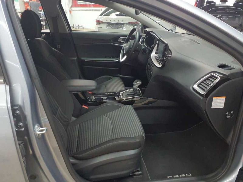 Kia Ceed SW / cee'd SW Ceed SW 1.6 GDI DCT OPF Plug-in-Hybrid Vision — photo 8