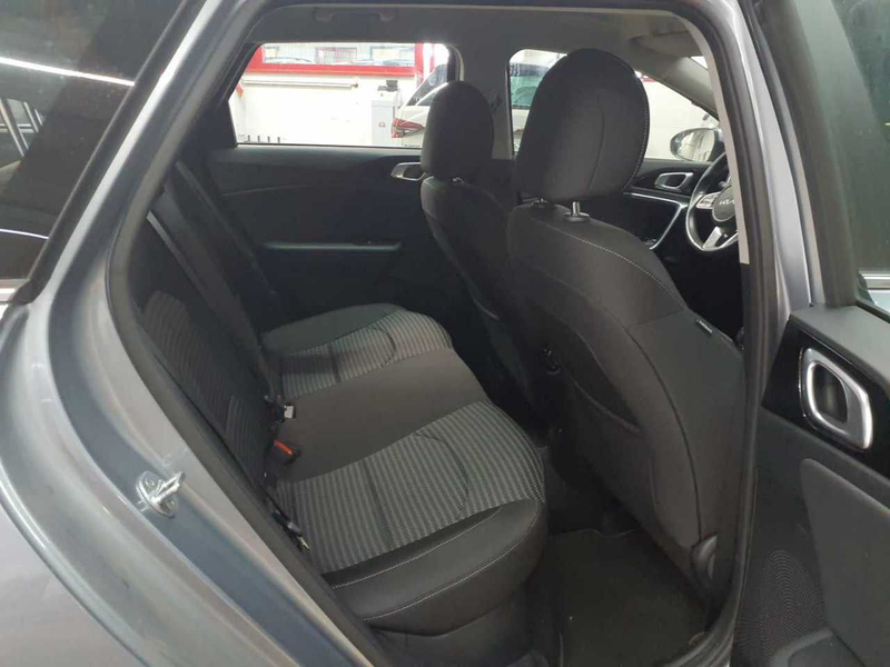 Kia Ceed SW / cee'd SW Ceed SW 1.6 GDI DCT OPF Plug-in-Hybrid Vision — photo 14