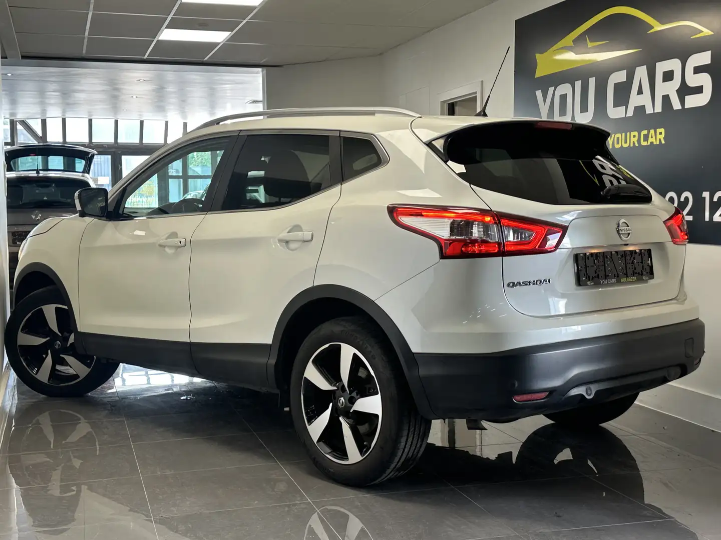 Nissan Qashqai 1.2 DIG-T N-Connecta Blanc - 2