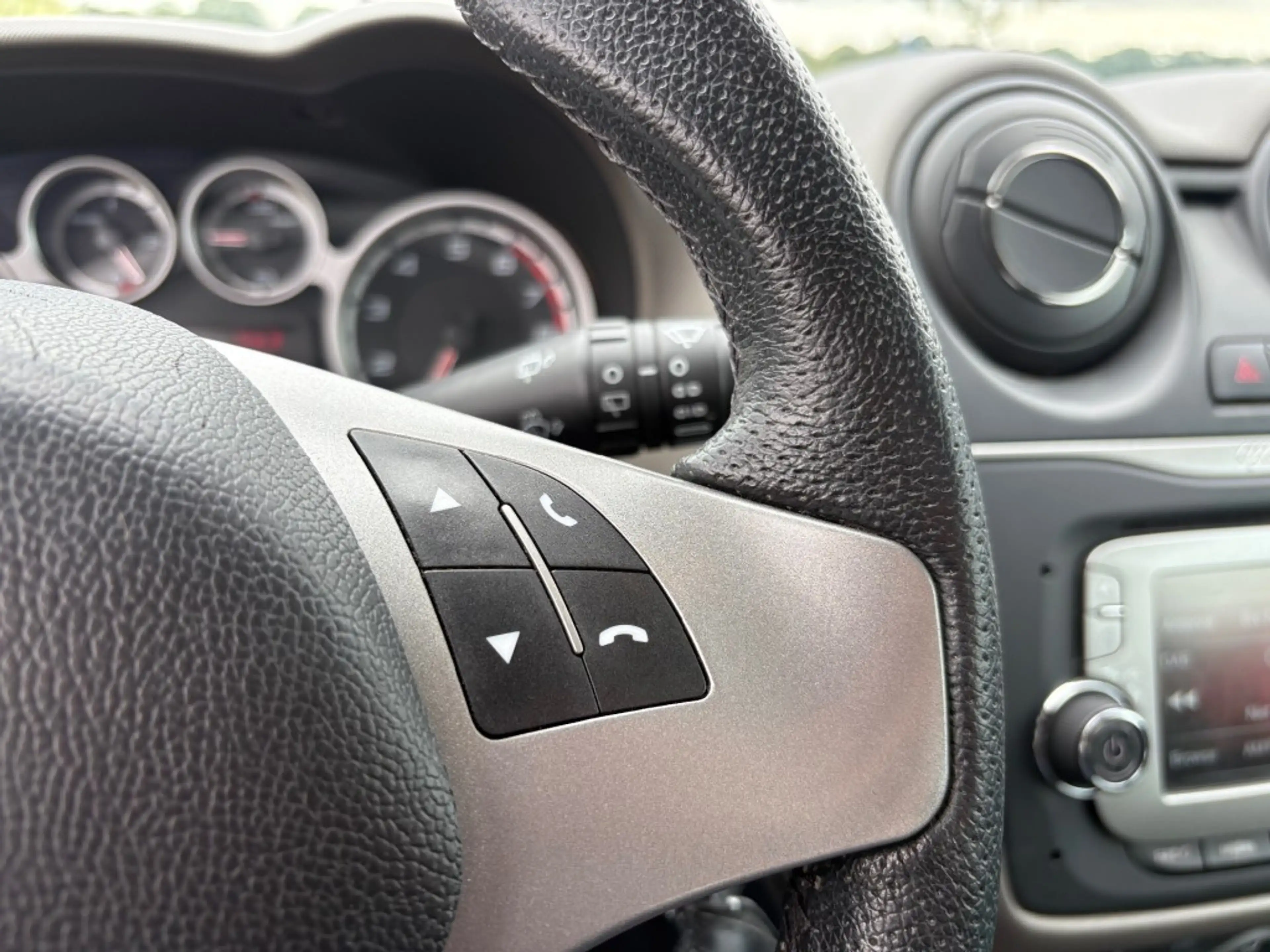 Alfa Romeo MiTo 0.9 TWINAIR TURBO / EXCLUSIVO / LEDER / NETTE STAA — photo 10