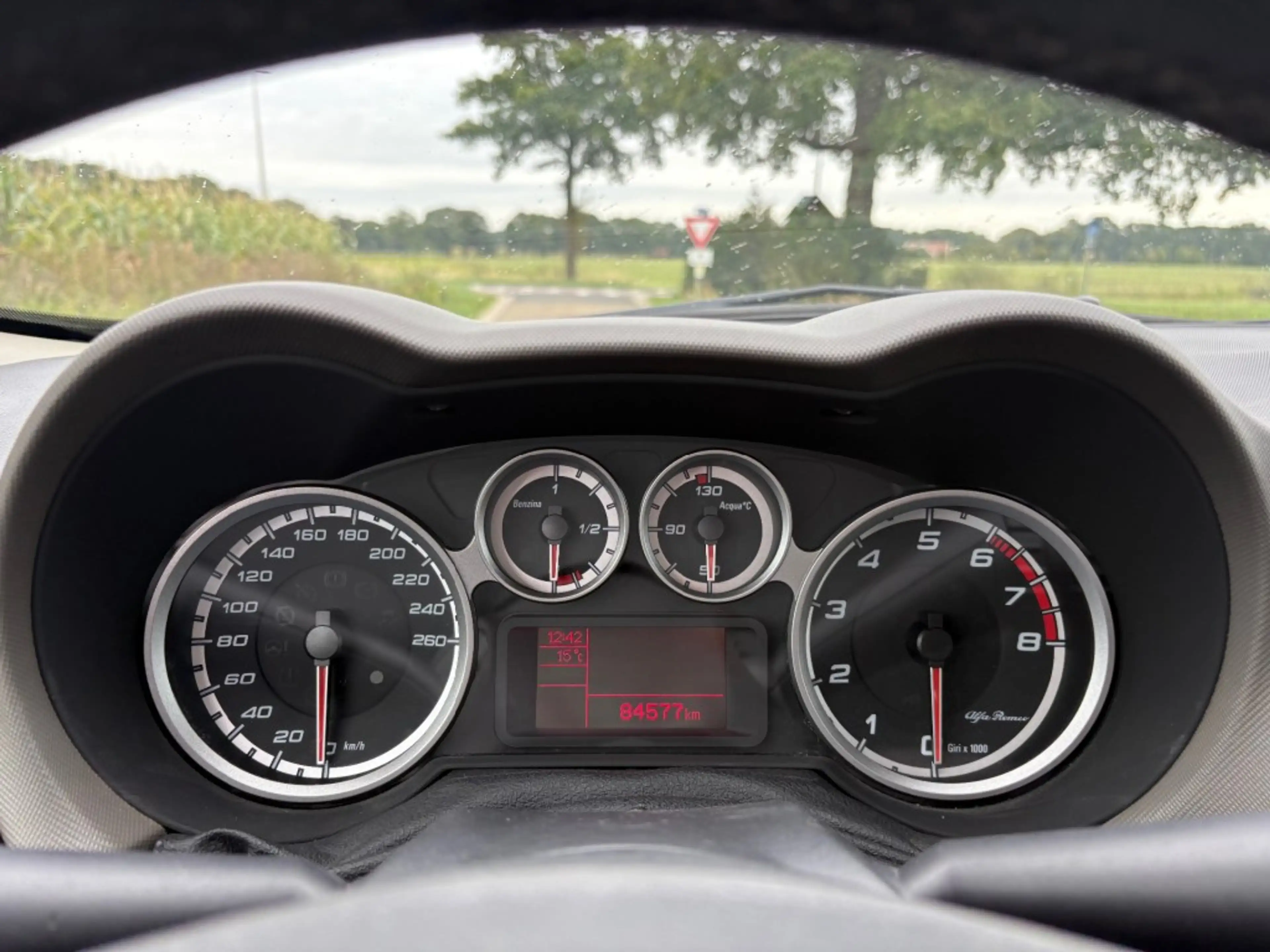 Alfa Romeo MiTo 0.9 TWINAIR TURBO / EXCLUSIVO / LEDER / NETTE STAA — photo 12
