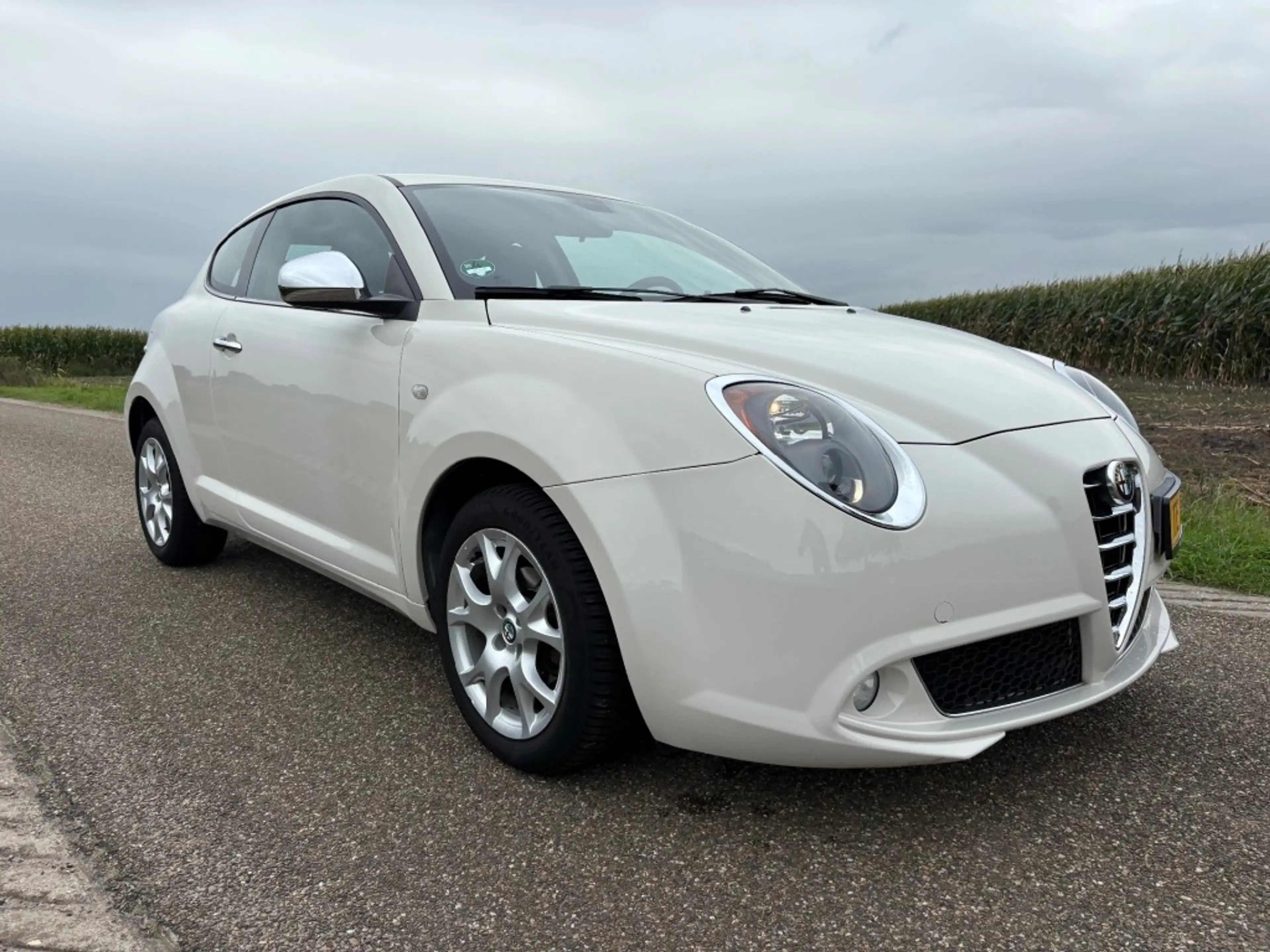 Alfa Romeo MiTo 0.9 TWINAIR TURBO / EXCLUSIVO / LEDER / NETTE STAA — photo 3