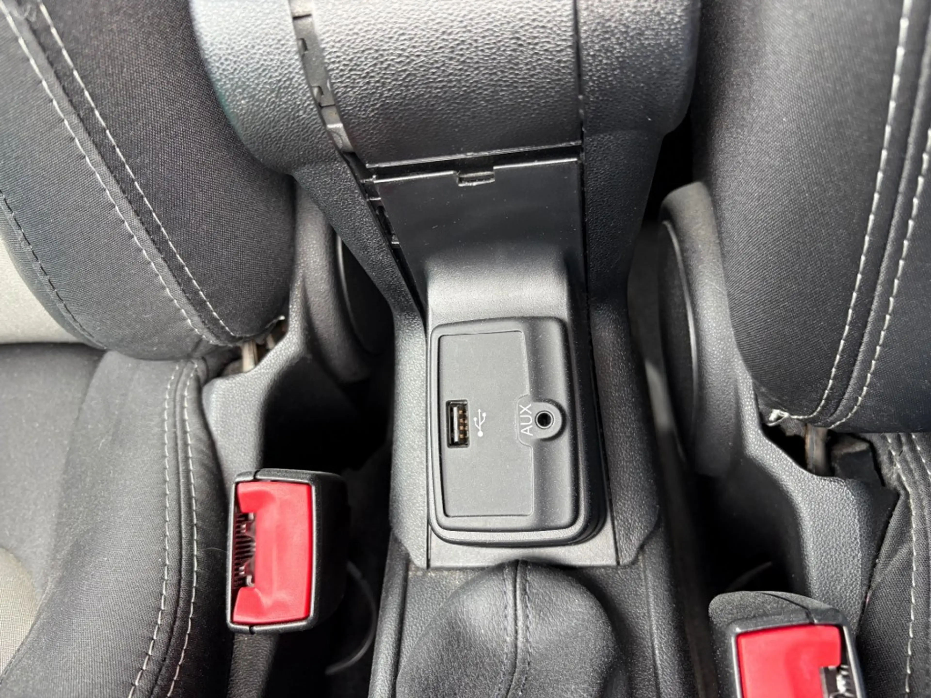 Alfa Romeo MiTo 0.9 TWINAIR TURBO / EXCLUSIVO / LEDER / NETTE STAA — photo 15