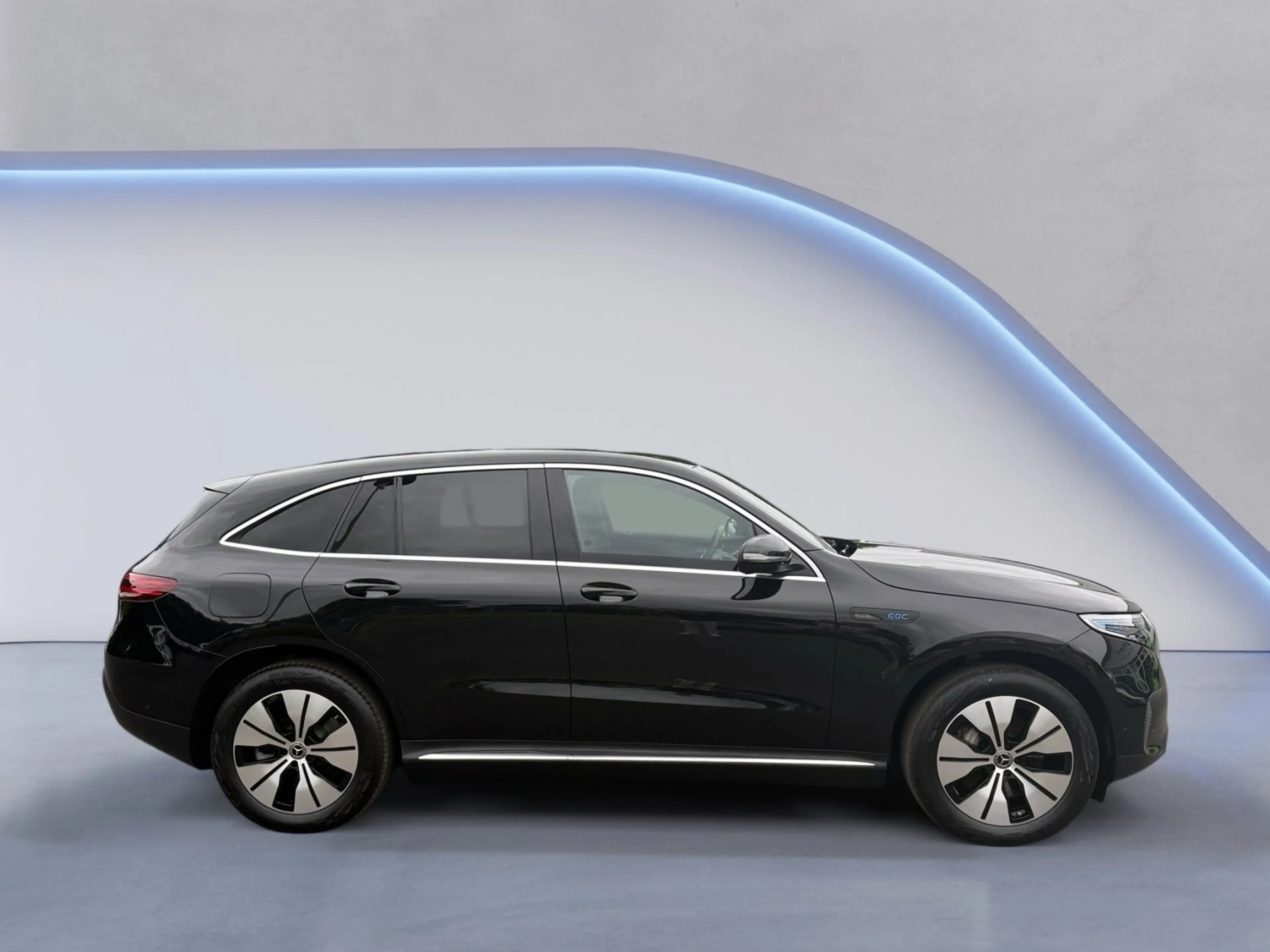 Mercedes-Benz EQC 400 EQC 400 4Matic AHK — photo 6