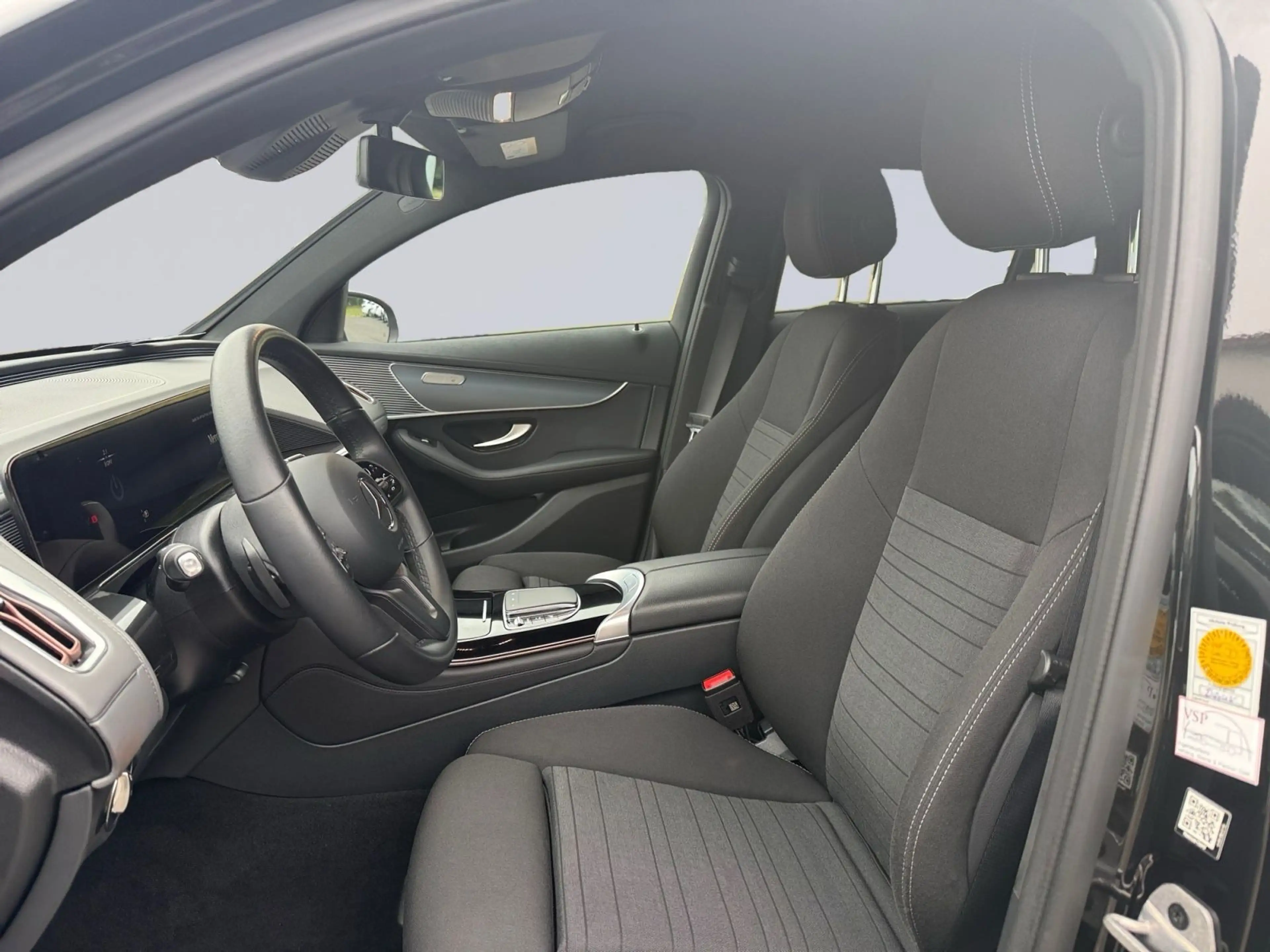 Mercedes-Benz EQC 400 EQC 400 4Matic AHK — photo 9