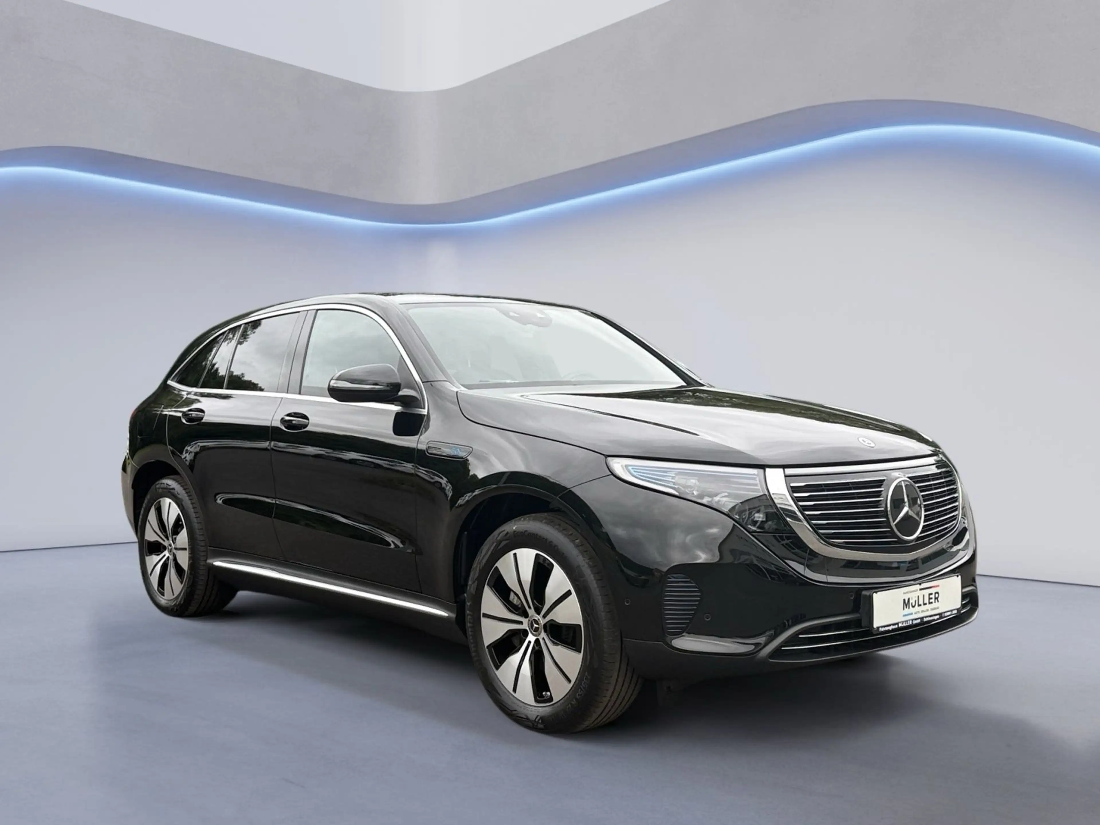 Mercedes-Benz EQC 400 EQC 400 4Matic AHK — photo 7