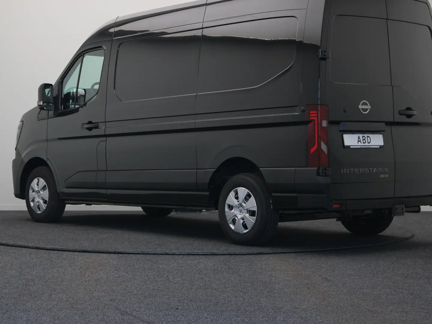 Nissan Interstar Interstar-e Limited 87 kWh Batterij | 7" TFT kleur Negru - 2