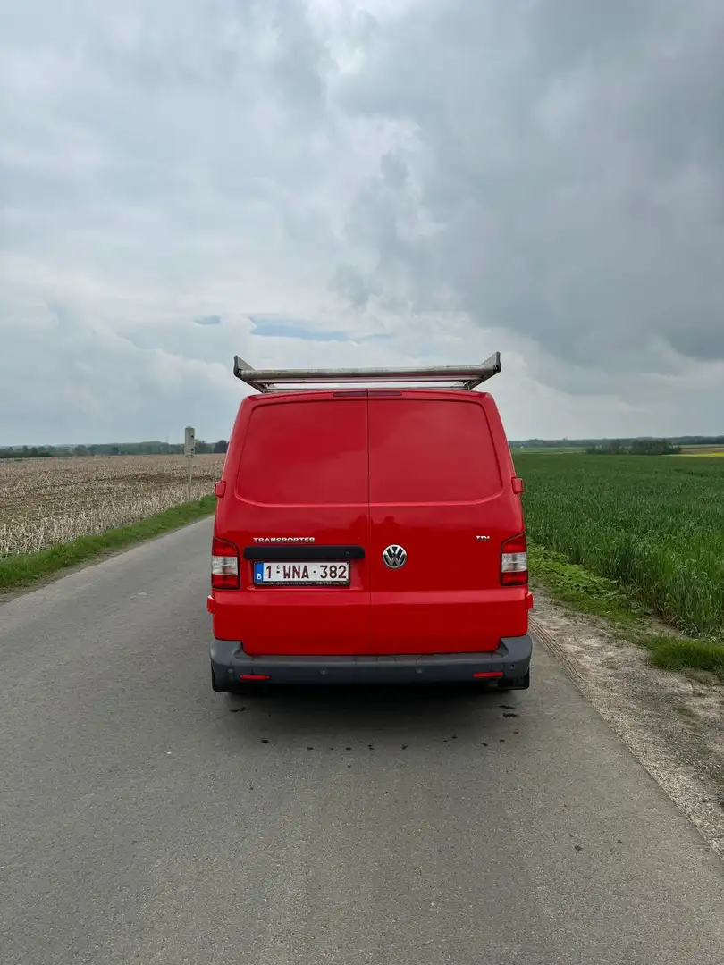 Volkswagen T5 Transporter Rouge - 2