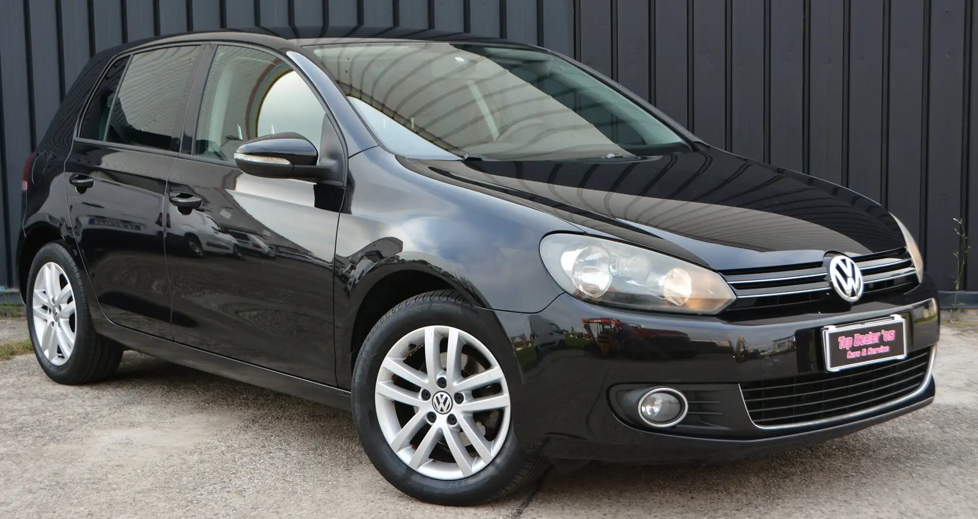 Volkswagen Golf 5p 1.6 tdi Highline manuale Schwarz - 2