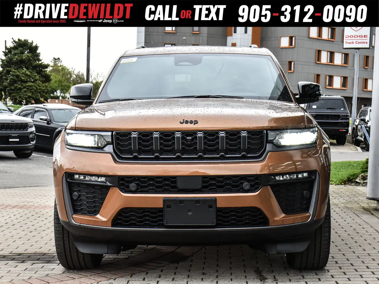 Jeep Grand Cherokee снимка Jeep Grand Cherokee