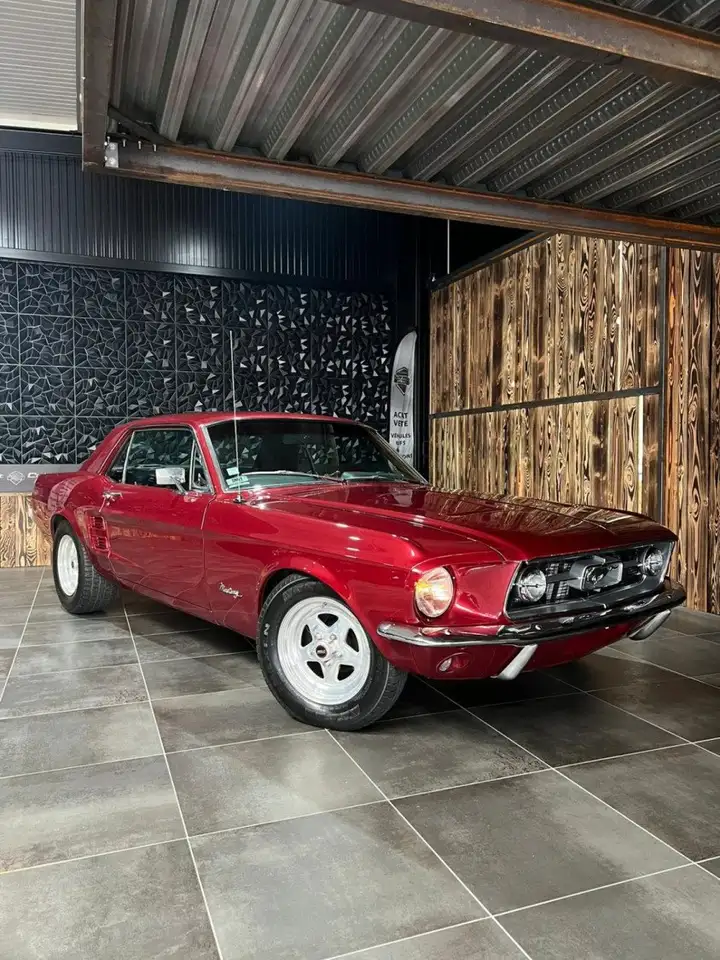 Ford Mustang, foto 1