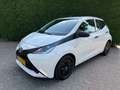 Toyota Aygo 1.0 VVT-i x-now. Airco, Led, 5-drs, Eerste eigenaa Blanco - thumbnail 1