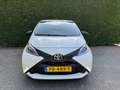 Toyota Aygo 1.0 VVT-i x-now. Airco, Led, 5-drs, Eerste eigenaa Blanco - thumbnail 2
