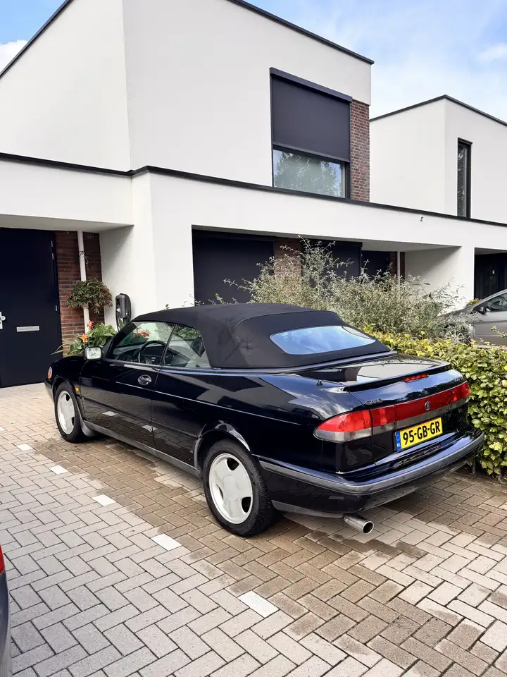 Saab 900 2.3i Cabrio SE, foto 8