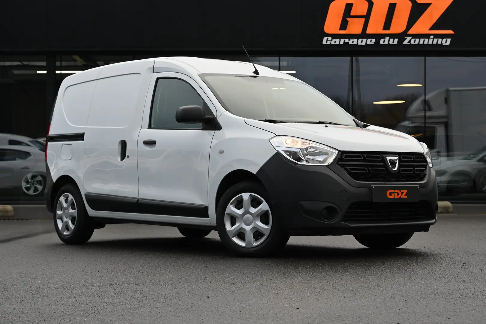 Dacia Dokker 1.3 TCe 102 Ch Work Edition Wit - 1