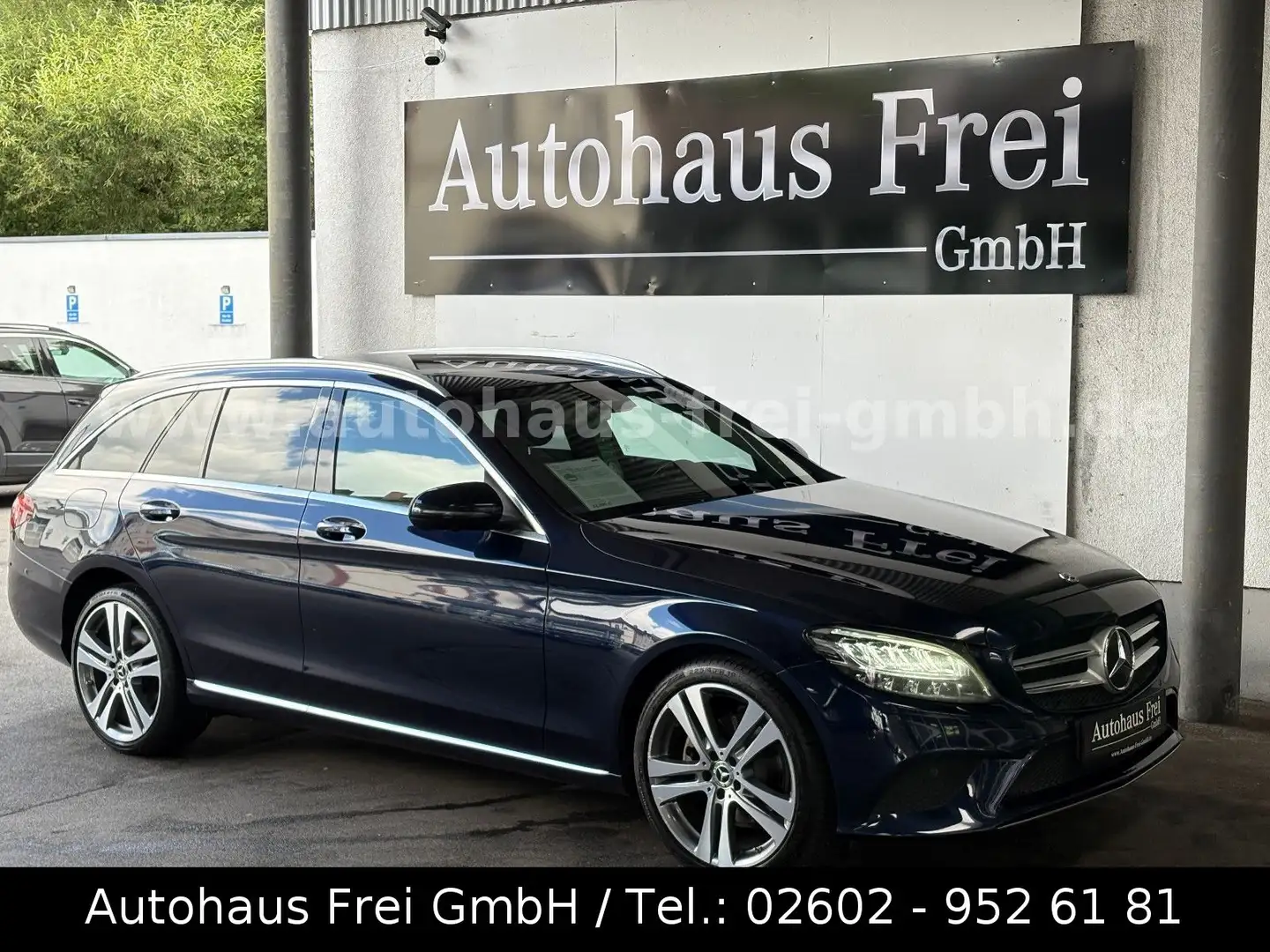 Mercedes-Benz C 220 d/T 9G*LUXURY*360°KAMERA*LED*BURMESTER*1.H Bleu - 1