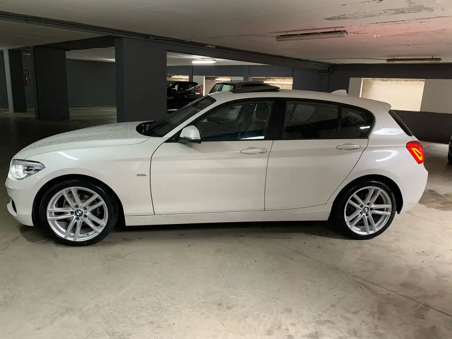 BMW 116 116d 5p Urban Bianco - 1