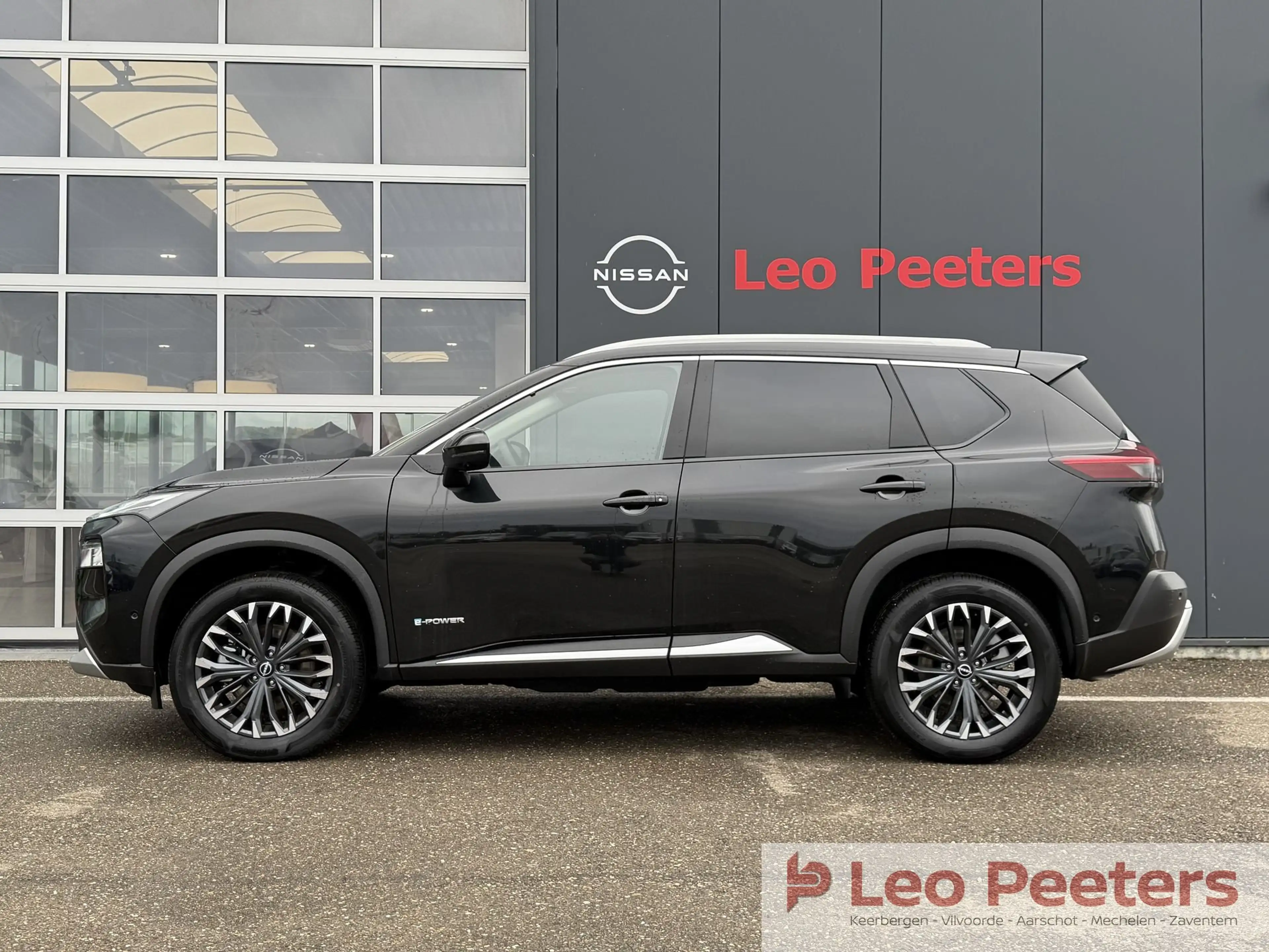 Nissan X-Trail e-FORCE Tekna+ 4WD — photo 4