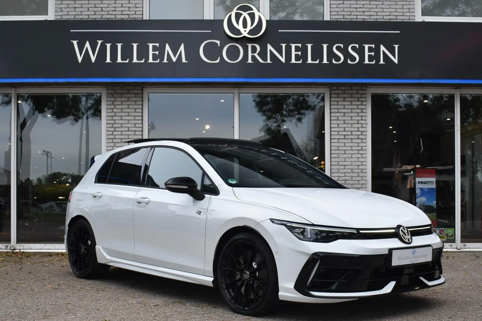 Volkswagen Golf R 2.0 TSI 4Motion Performance Akra Pano DCC HUD Harm Blanc - 1