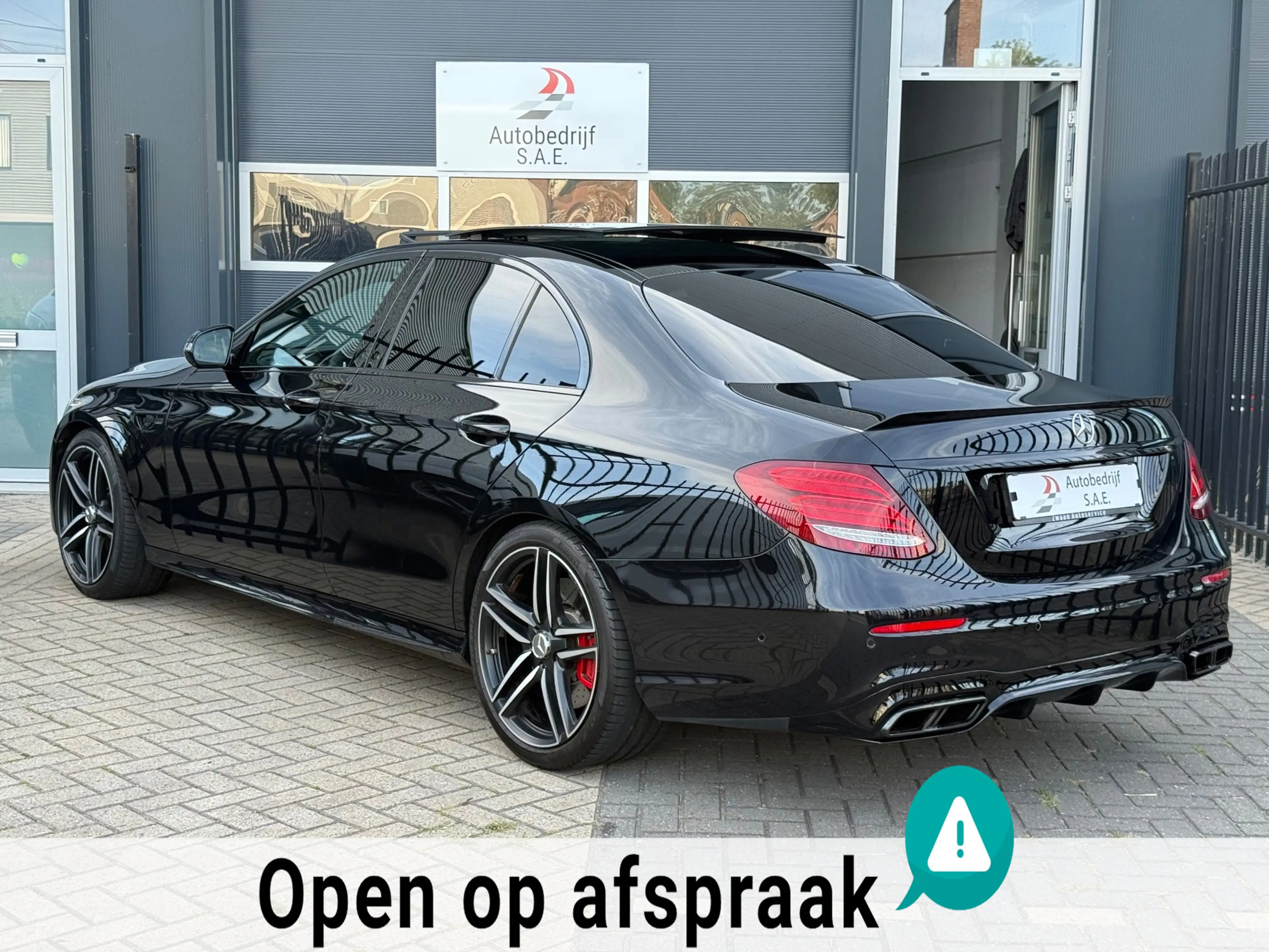 Mercedes-Benz E 63 AMG S 4MATIC PANO HUD BURMESTER MEMORY — photo 5