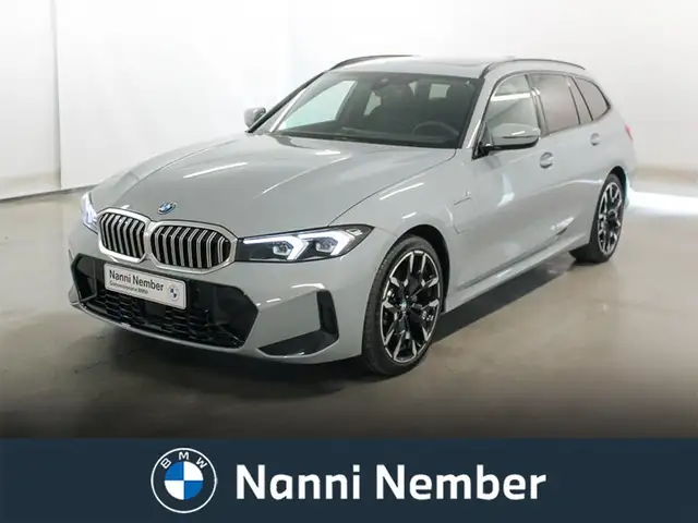 BMW 3 Series main image