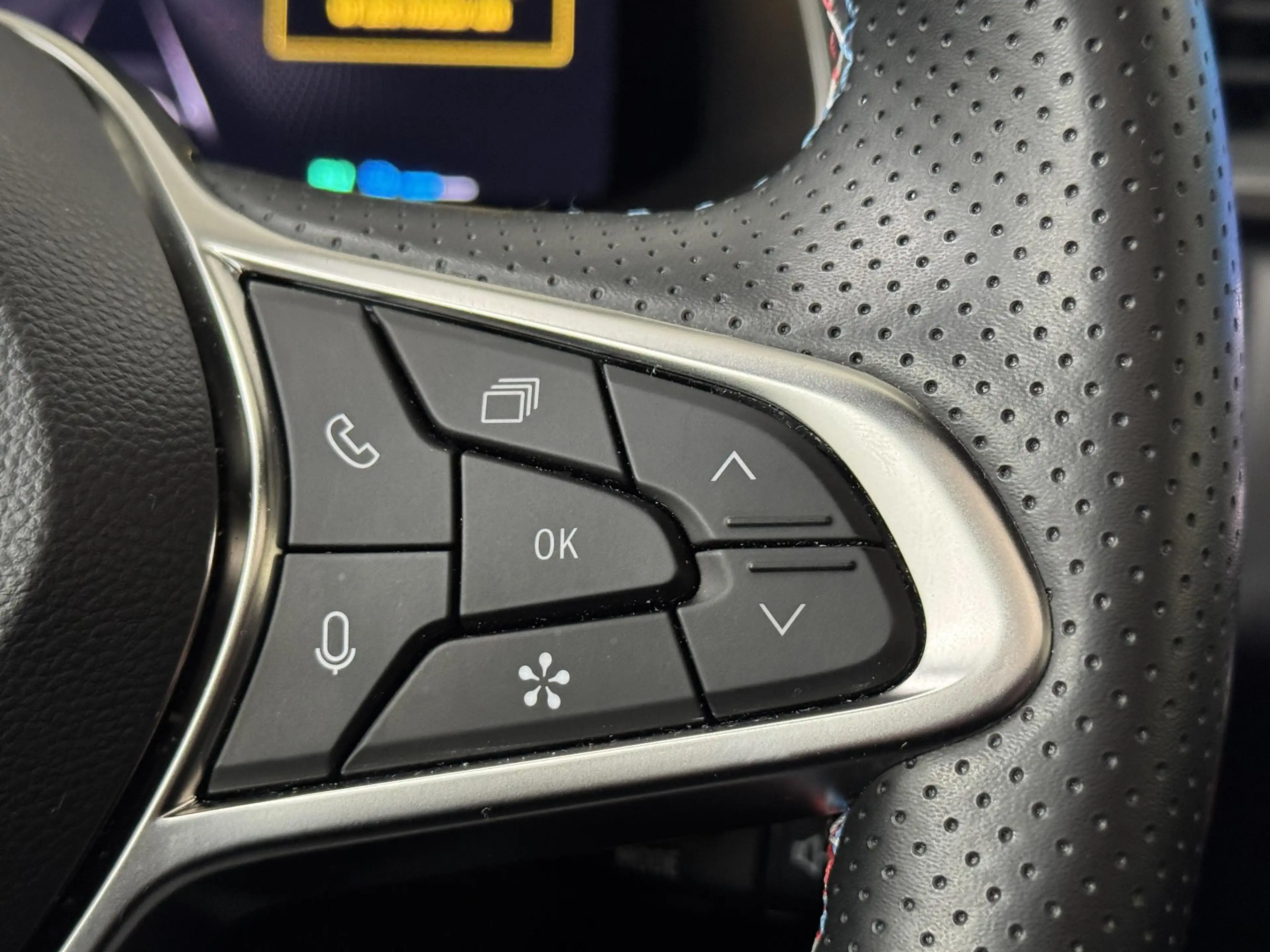 Renault Captur 1.6 E-Tech full hybrid 145 esprit Alpine | Panoram — photo 19