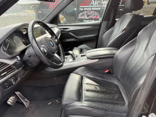 BMW X5 view 10