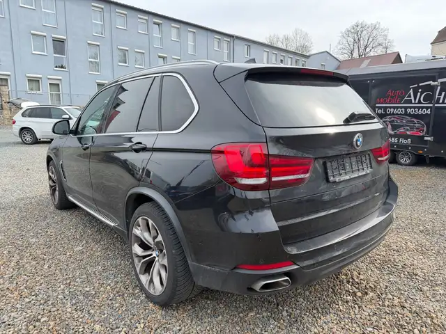 BMW X5 view 7