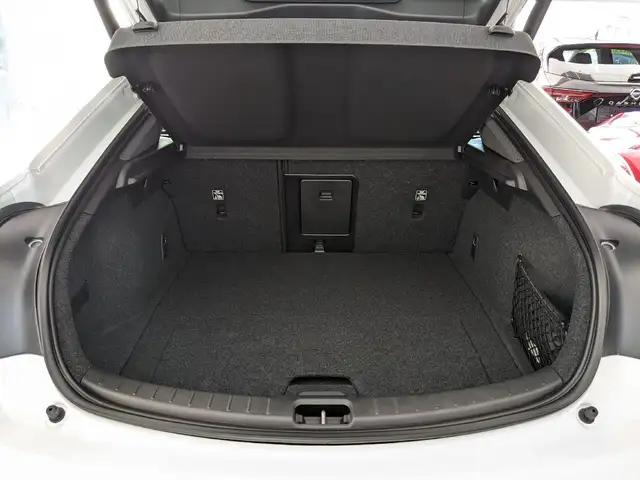 Polestar 2 view 10