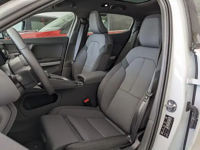 Polestar 2 view 14