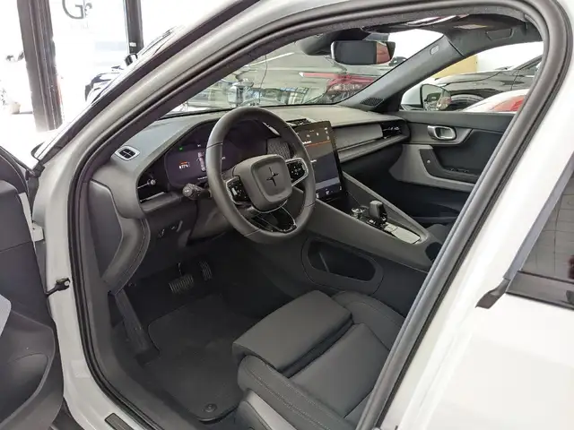 Polestar 2 view 12