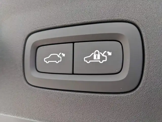 Polestar 2 view 11