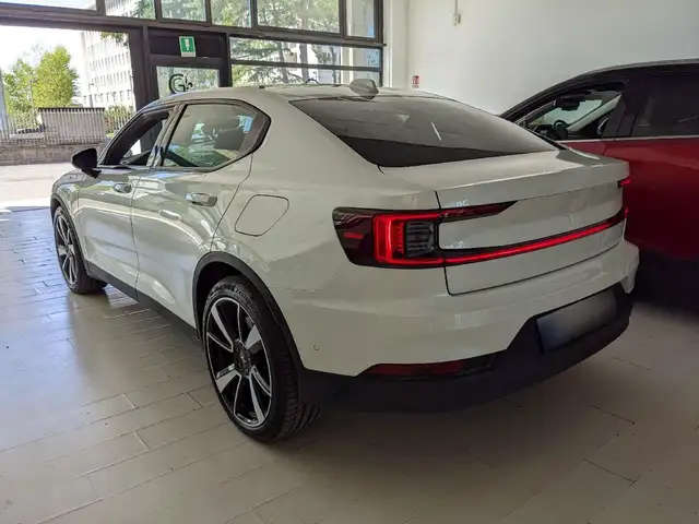 Polestar 2 view 5